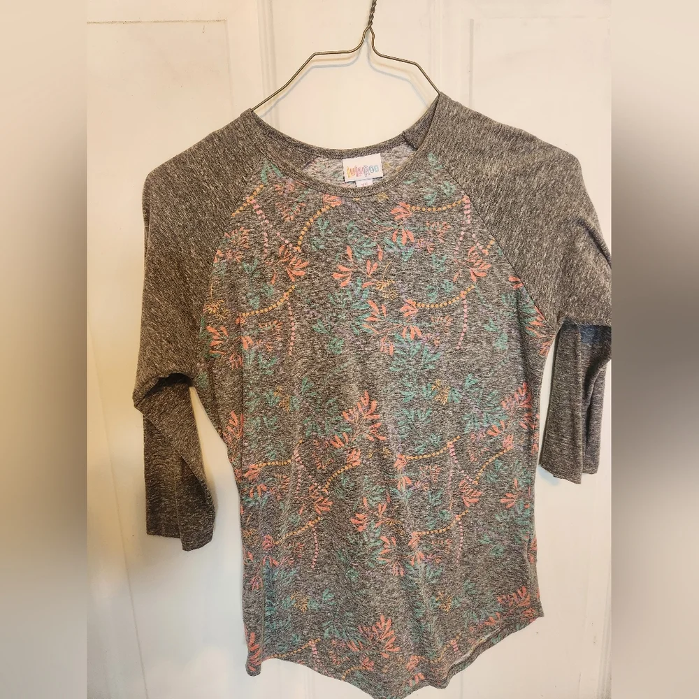 LulaRoe Randy shirt - Picture 1 of 2